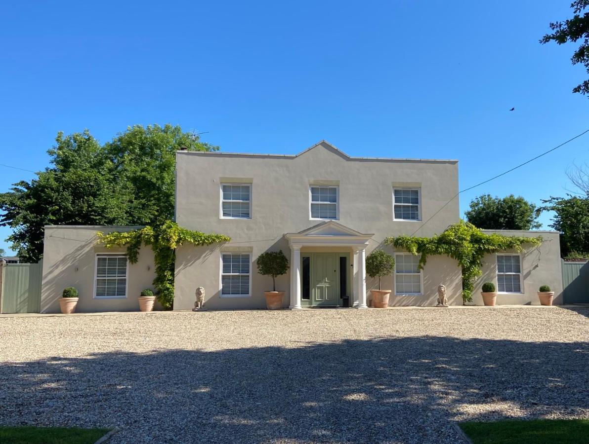 Large Country House - Hot Tub - Pool Table - Bbq - 5 Bedrooms - Log Burner Three Legged Cross Eksteriør billede